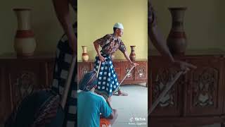 Download lagu Tiktok lucu wayang orang mp3