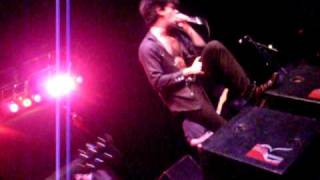 the bled live- red wedding