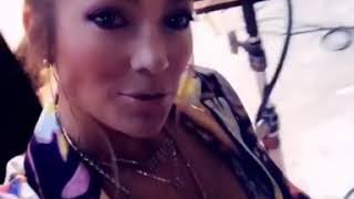 Jennifer López Ft Bad Bunny te guste (preview)