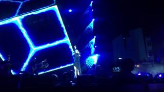 徐佳莹 - 修炼爱情 （上海演唱会2016）