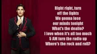 Glee - Raise Your Glass (lyrics)