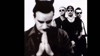 U2  Love is blindness  (Early version)