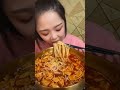 КИТАЙЦЫ ЕДЯТ НА КАМЕРУ /АСМР ЕДА. 🥢🥢🥢