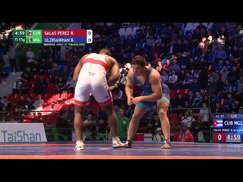 Final 5-6 FS - 97 kg: R. SALAS PEREZ (CUB) v. B. ULZIISAIKHAN (MGL)