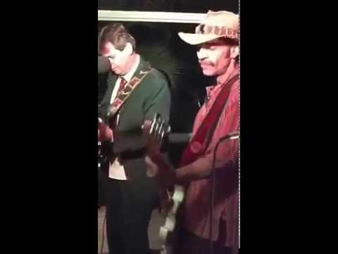 Não Aguento Mais - Mustache Maia