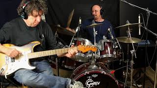 Performance - &quot;Third Rail&quot;