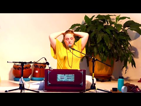 Satsang mit Radha Prema - Live Satsang 20:00 Uhr 02.06.2020