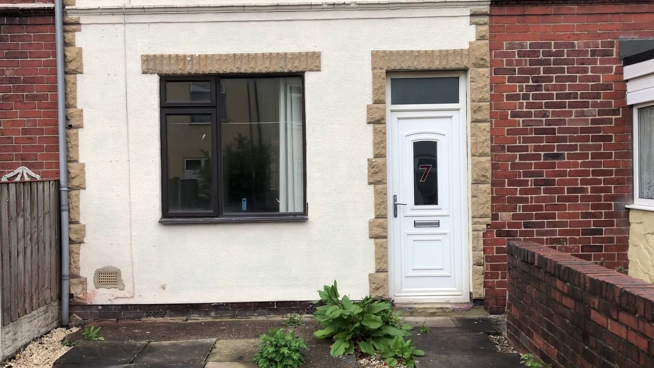 South Elmsall, 2 bed terraced house to let