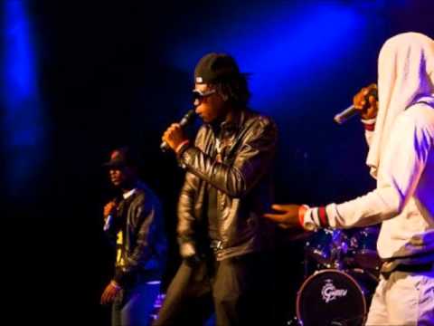 Ghetto1pulsif - Bang Out