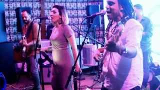 Batuke Samba Funk  Live - Que pena  (Jorge ben Jor)