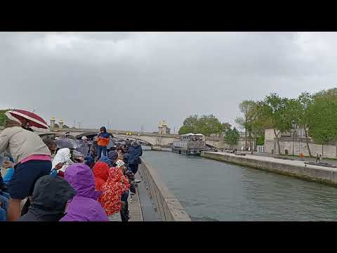 Promenade sur la Seine - Tour Eiffel, Pont Alexandre III, Pont des Invalides, Paris