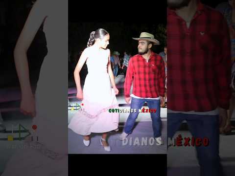 🎻🥳💃 Iván y Alison en hd bailando huapangos en Landa de Matamoros Querétaro