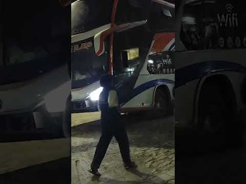 Debido al bloqueo en El Alto, los Buses Grandes viajan por Chulumani para llegar a Villazón Potosí.