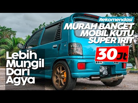 A cheap, fuel-efficient car for around 30 million Rupiah, perfect for a narrow alley.