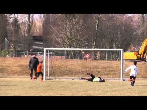 6 april 2013 VV De Meern E5 - VV De Meern E7 com 10-1 Doelpunt Driss