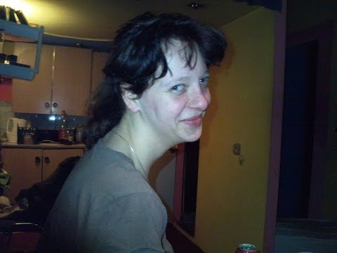 Uszaty opowiada o zdradach Kobry.