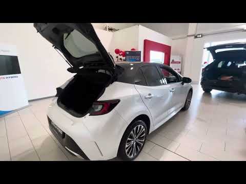 Toyota Corolla 1.8 Hybrid Luna Sport H/B 5dr - Image 2
