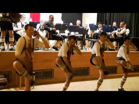 Schellerler von den Tulfeiner Schuhplatter aus Tulfes