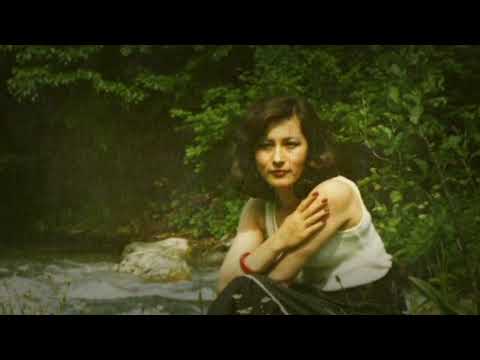 Nazmije Hoxha - S'paske pasë nje pikë meshirë