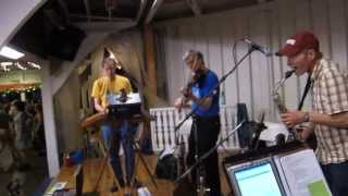 preview picture of video 'Swallowtail at Glen Echo, MD Contradance 2013-05-17 / CALLER:  George Marshall'