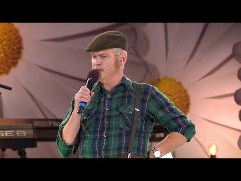 "Weiron i ottan" överraskar Lotta Engberg - Lotta på Liseberg (TV4)