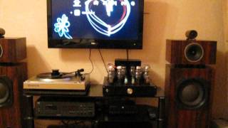 Selfmade acousic with tube amplifier play "Lose myself"