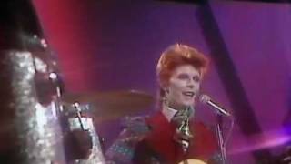 David Bowie-1973-BBC Live-Drive In Saturday.avi