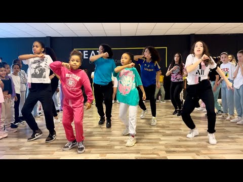 Petit Afro: Afro Dance Workshop #netherlands ||Song - Unalo By Petit Afro Ft Onjah