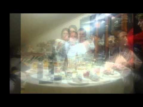 ROSETI LA ZIUA LUI DE NASTERE ALATURI DE FLORI IUBIREA LUI