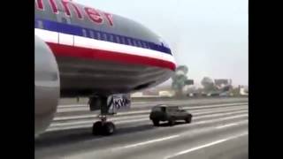American Airlines DC-10 Flight 405 Emergency Landing on Road