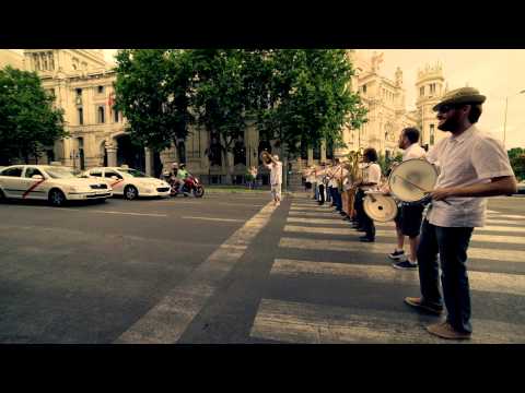 REBEL BABEL -  Autorchestra Flash mob Madrid
