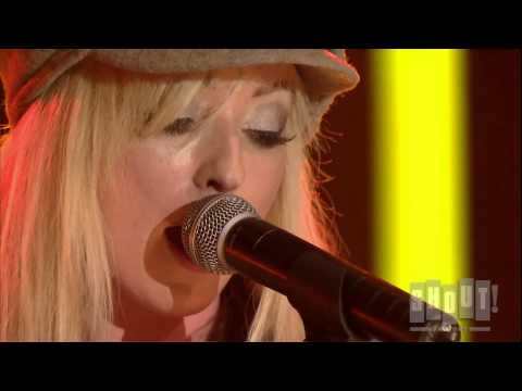 The Ting Tings - Keep Your Head (Live At SXSW)