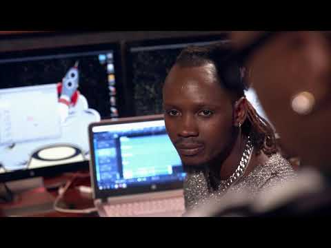 Jukwaa lipo tayari! Kaa tayari kwa #CokeStudioAfrica !