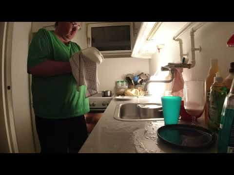 MongoTV_7287 - Mongo Madskole - 5 SMÅ HJEMMELAVET FRIKADELLER Med Ris og BRUN SOVS