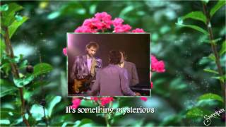 Genesis ♫ Invisible Touch ☆ʟʏʀɪᴄ ᴠɪᴅᴇᴏ☆