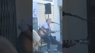 Video thumbnail for Bob Weir 2018 demonstrating his acoustic preamp pedal "Real Deal" by Pigtronix up in San Rafael ... by Haight Street Voice
