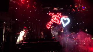 Jett Rebel - On top of the World [live @ Poppodium Romein Leeuwarden 13/12/2014] HD