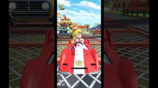 巨大クッパを絶対前にイカせないピーチ姫w #マリオカート #マリオカートツアー