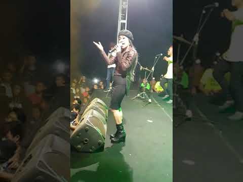 Aku takut   Tika Zeins di pangling sehat segar tolaklinu sidomuncul Indosiar @sukabumi