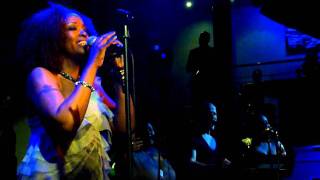 Conya Doss Come Over Live @ London's Jazz Cafe 16th April 2011