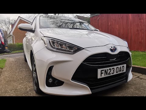 2023 Yaris Hybrid EV mode button.