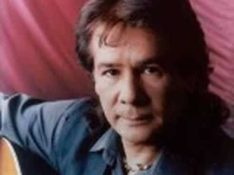 download lagu mp3 mp4 Victor Heredia Una Flor Un Corazon, download lagu Victor Heredia Una Flor Un Corazon gratis, unduh video klip Victor Heredia Una Flor Un Corazon