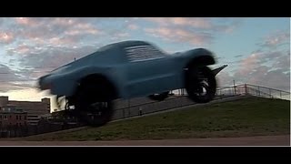 Awesome Slow Motion GoPro Hero 3 Black Edition Debut - RC Short Course Scale Slow Motion