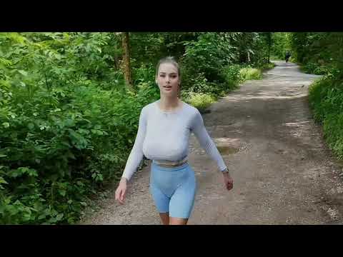 Ari - Get Ready With Me👀