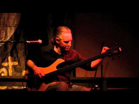 Michael Manring: The Enormous Room - live at CGF 2010 (no intro)