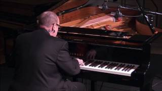 Mike Jones Playing a Tribute to Dave McKenna