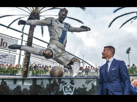 David Beckham statue unveiled by LA Galaxy