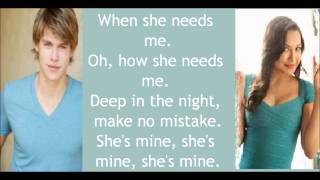Glee - Make No Mistake (She's Mine) (Lyrics)