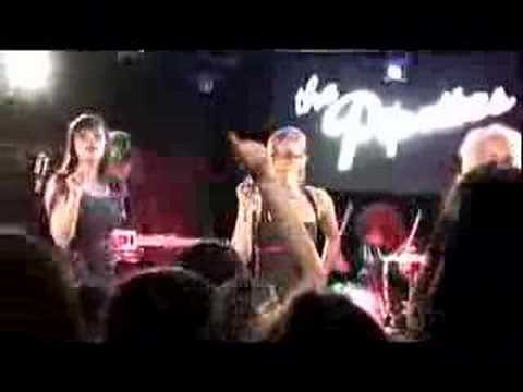 The Pipettes - Your Kisses are Wasted On Me