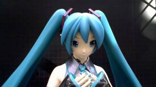 preview picture of video '初音ミク展　等身大フィギュア　SNOWMIKU2012 in NEW CHITOSE AIRPORT'